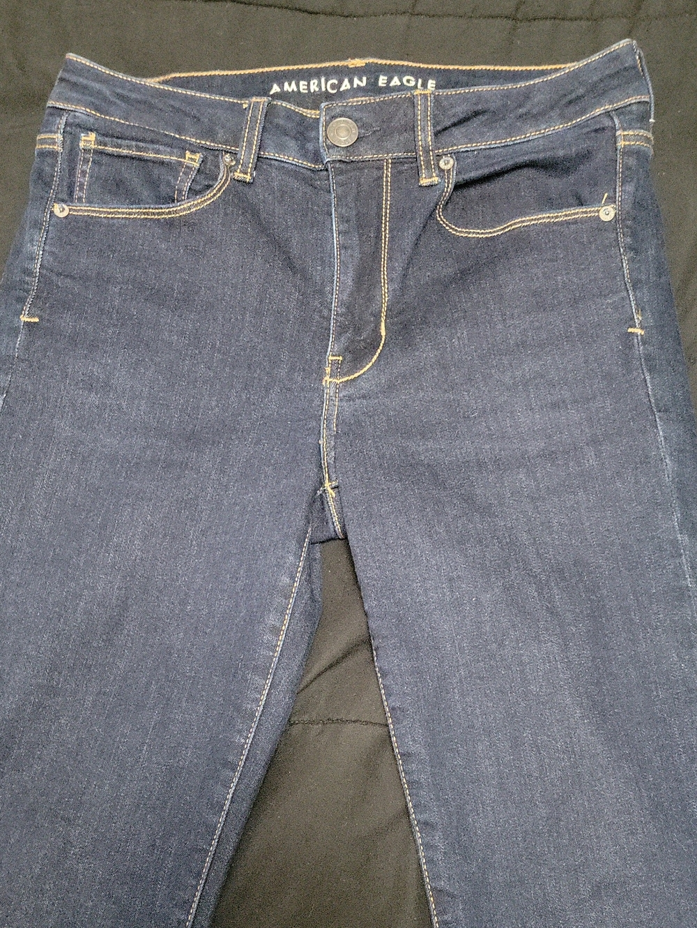 American Eagle Size 8 Long Dark Wash